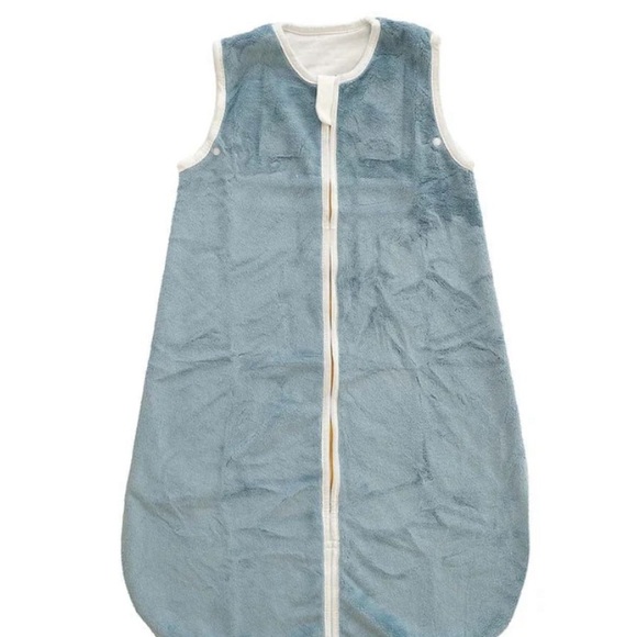 2- Wearble Minky Infant Blankets NIB 3-12 months - Picture 7 of 10